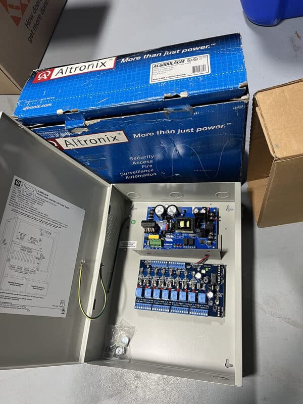 Altronix AL600ULACM 8 FUSE OUT ACCESS PWR SPL W/FACP DISC12VDC OR 24VDC/6A